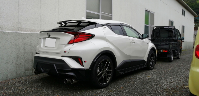 トヨタ C-HR