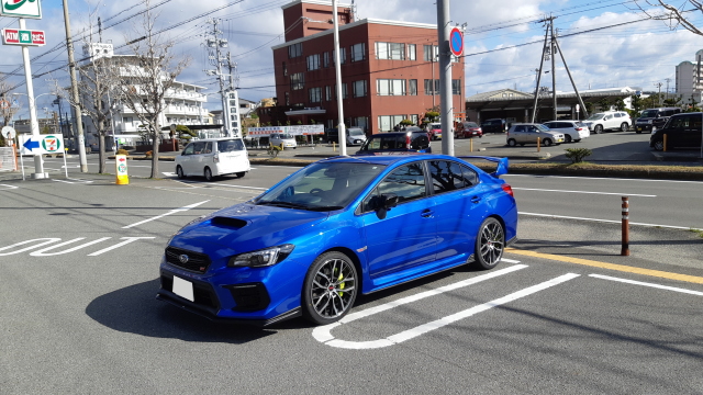 スバル WRX STI