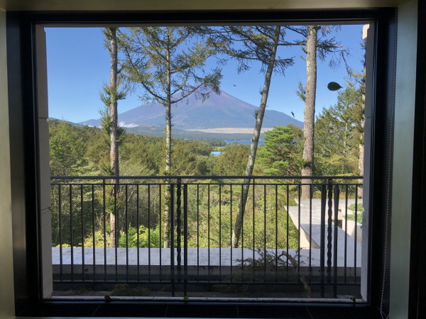 エクシブ山中湖サンクチュアリから見える富士山