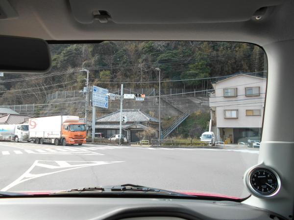 河津町を目指す道中の谷津交差点