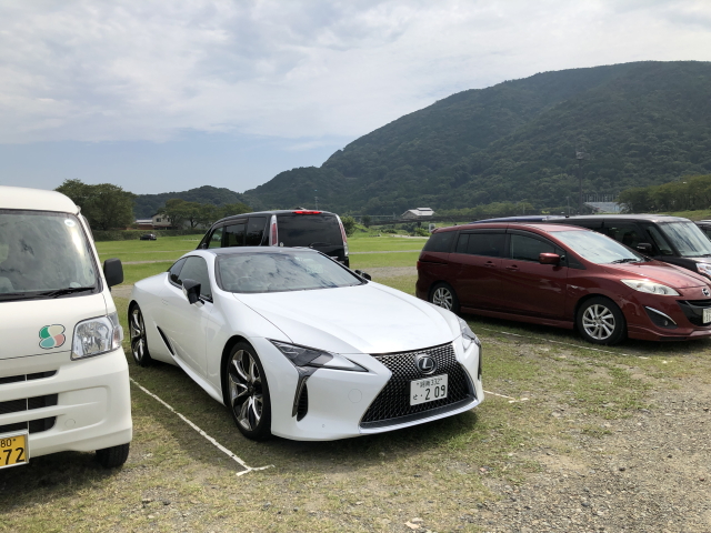 伊勢神宮の駐車場