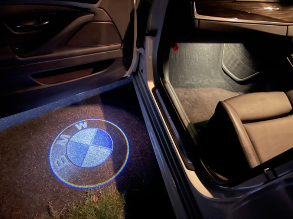 BMW 5シリーズのウエルカムライト