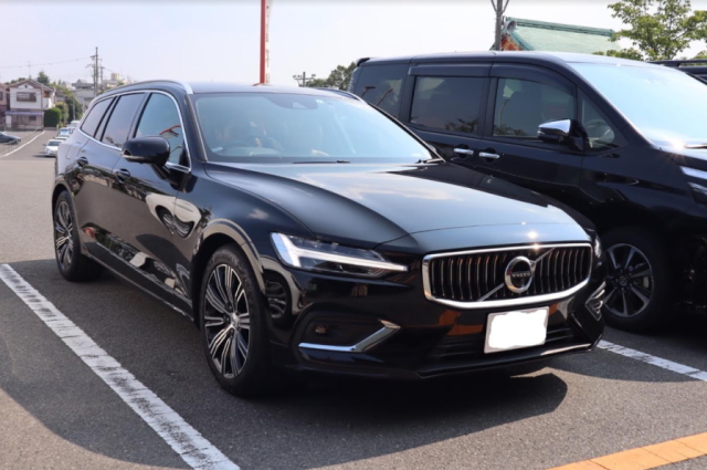 ボルボ V60