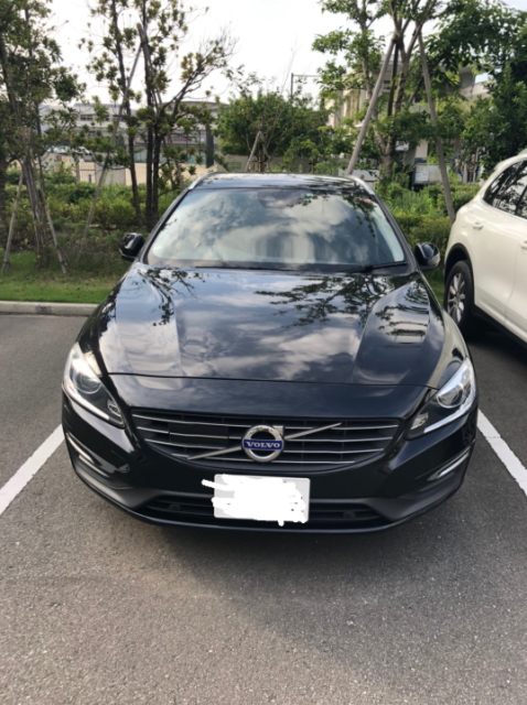 ボルボ V60