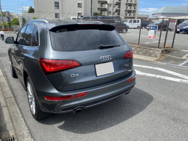 アウディ Q5