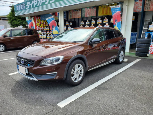 ボルボ V60クロスカントリー