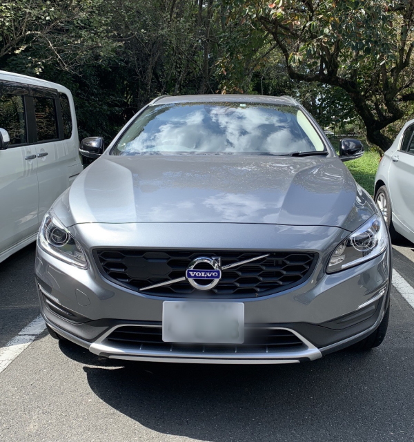 ボルボ V60クロスカントリー