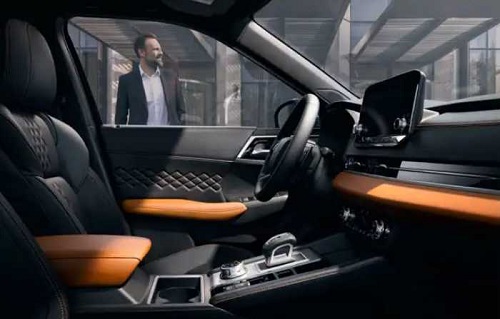 今秋にも国内で発売か 新型アウトランダーを現行型と徹底比較 夢あるカーライフ 夢カー 今秋にも国内で発売か 新型アウトランダーを現行型と徹底比較 夢あるカーライフ 夢カー