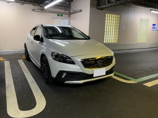 ボルボ V40クロスカントリー