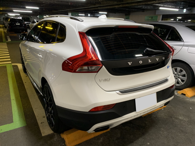 ボルボ V40クロスカントリー